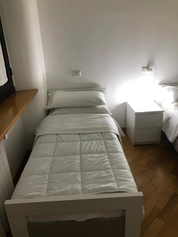 B&B Apartaments Milano Bocconi Ngoại thất bức ảnh